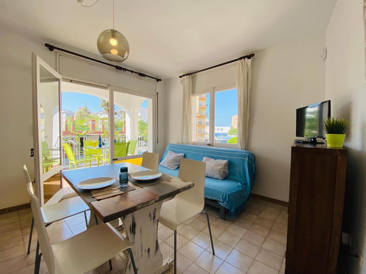 Apartamentos Aquarium Roses Zewnętrze zdjęcie