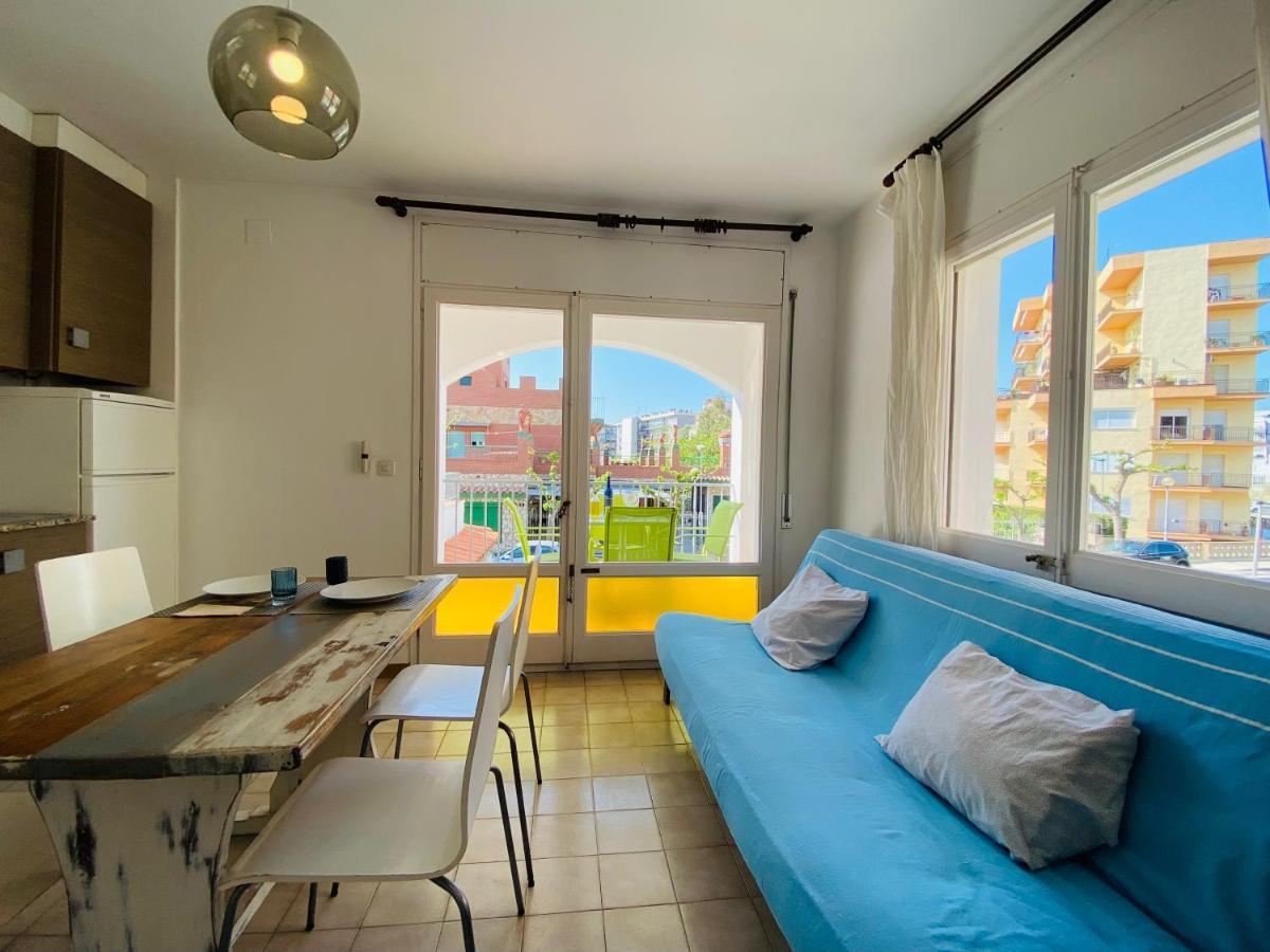 Apartamentos Aquarium Roses Zewnętrze zdjęcie